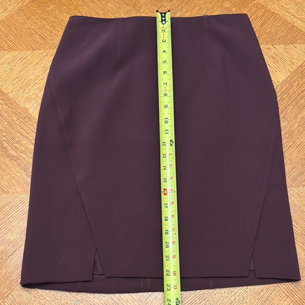 White House Black Market Burgundy Pencil Skirt Size 10 - Picture 7 of 10